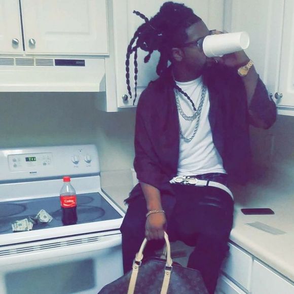 Meet your Posher, Deli - Picture 1 of 1